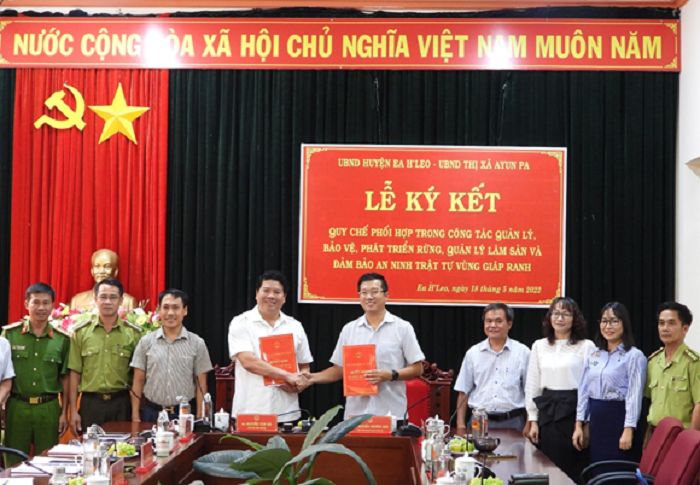 Lễ ký kết Quy chế phối hợp quản lý bảo vệ rừng và đảm bảo an ninh trật tự vùng giáp ranh giữa thị xã Ayun Pa và huyện Ea H’Leo